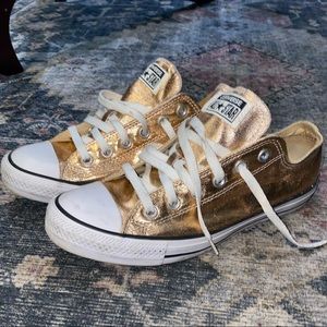 Converse size 9.5